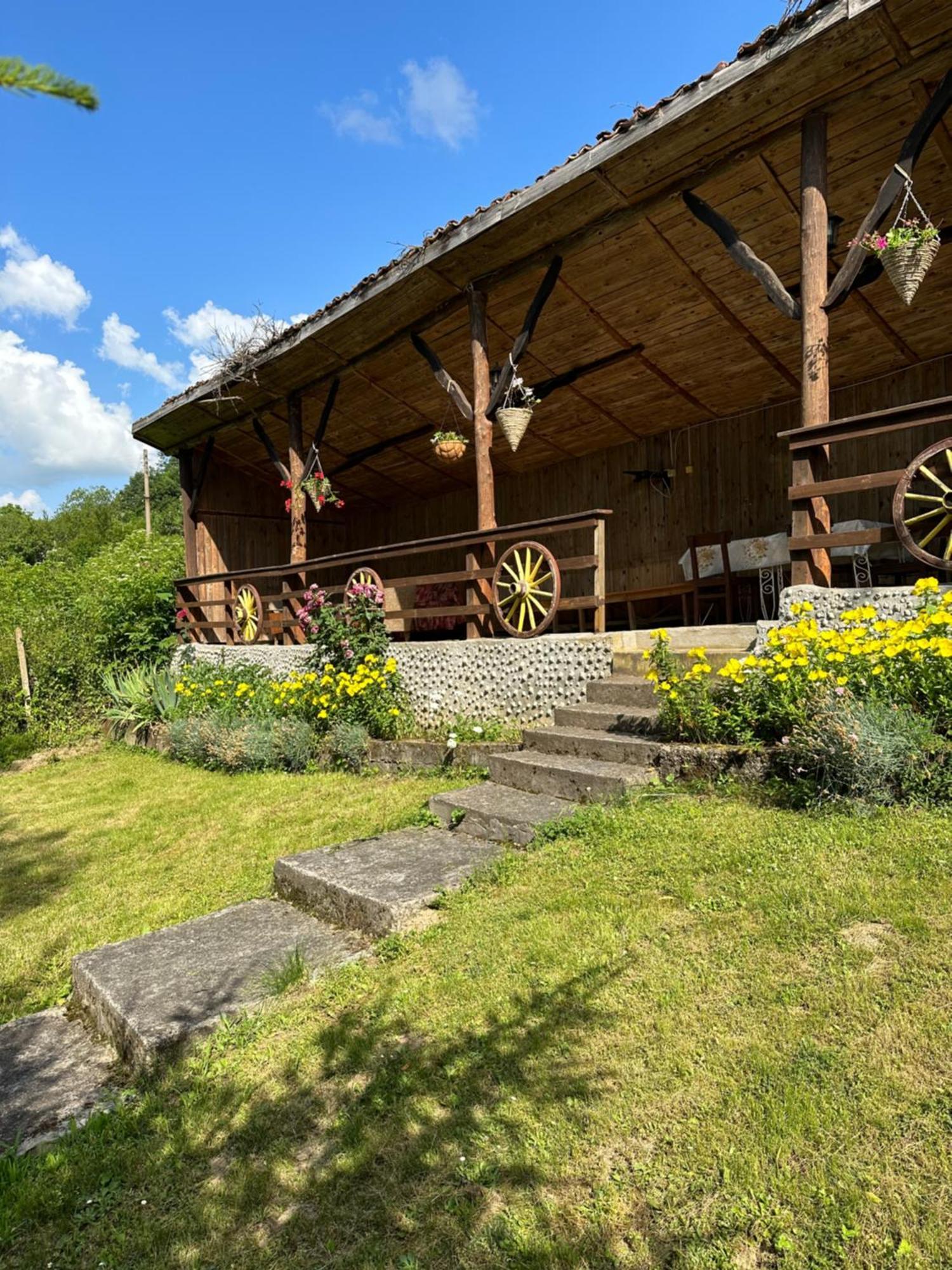 Вила Чевермето Palitsi Exteriér fotografie